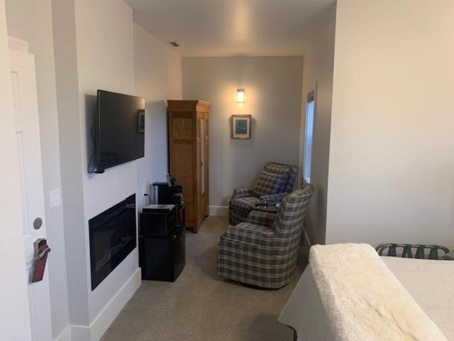 Anchorage Inn B&B 쿠프빌 외부 사진